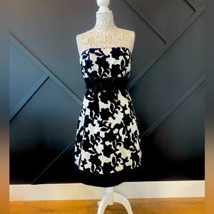 Black and white strapless dress size 10